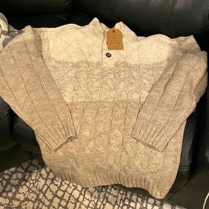 BNWT Weatherproof Sweater